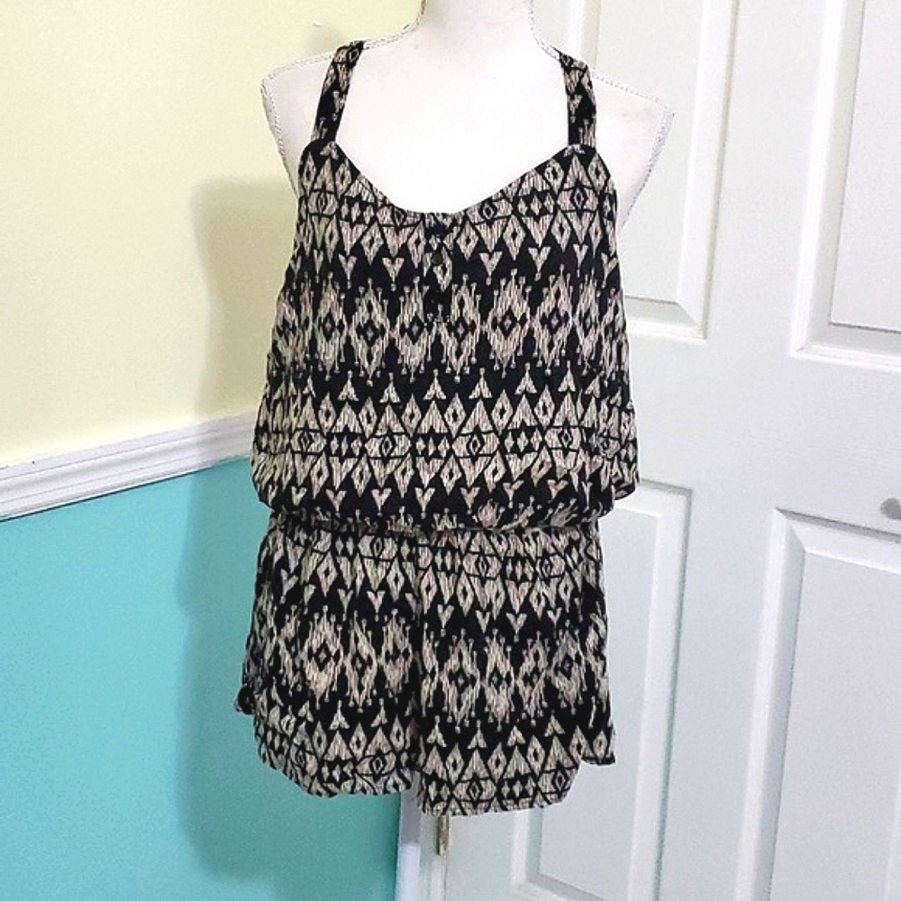 Full Tilt Tillys Boho Black & Beige Aztec Crossed Back Flowy Beachy Romper XL